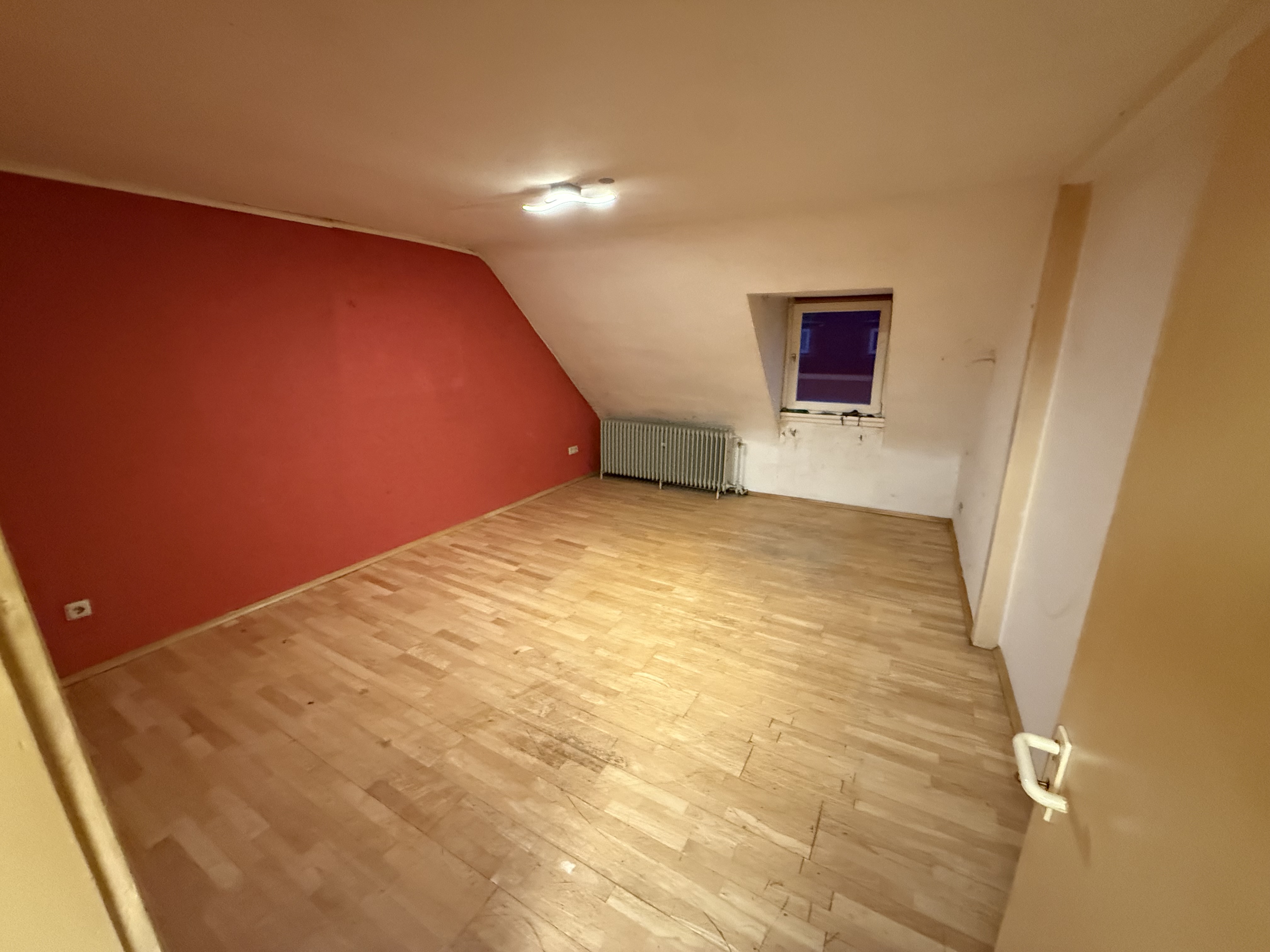 NP Entrümpelungsdienst - Entrümpelung 3-Zimmer-Dachgeschosswohnung in Worms